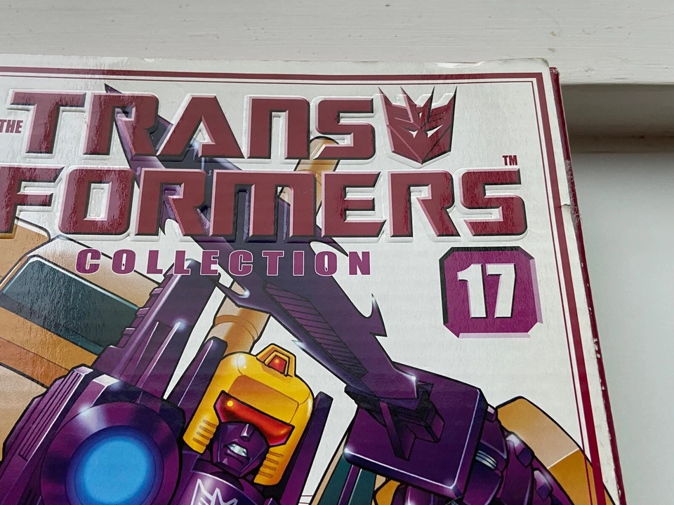 Transformers G1 2002 Blitzwing TFC book collection 17 reissue takara - Image 4 of 4