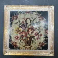 Rare Rex Fifth Avenue Gold Floral Tapestry Vintage Compact W/Powder. Check Pick