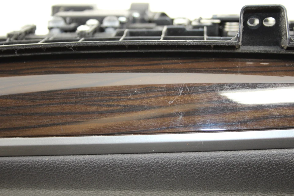 Guantera OEM EC53 2014-2020 Acura RLX Foto 3 de 4