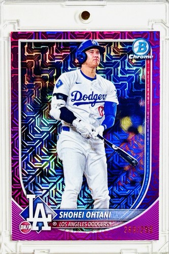 2025 Bowman Chrome Shohei Ohtani #17 Fuchsia Refractor SP /299