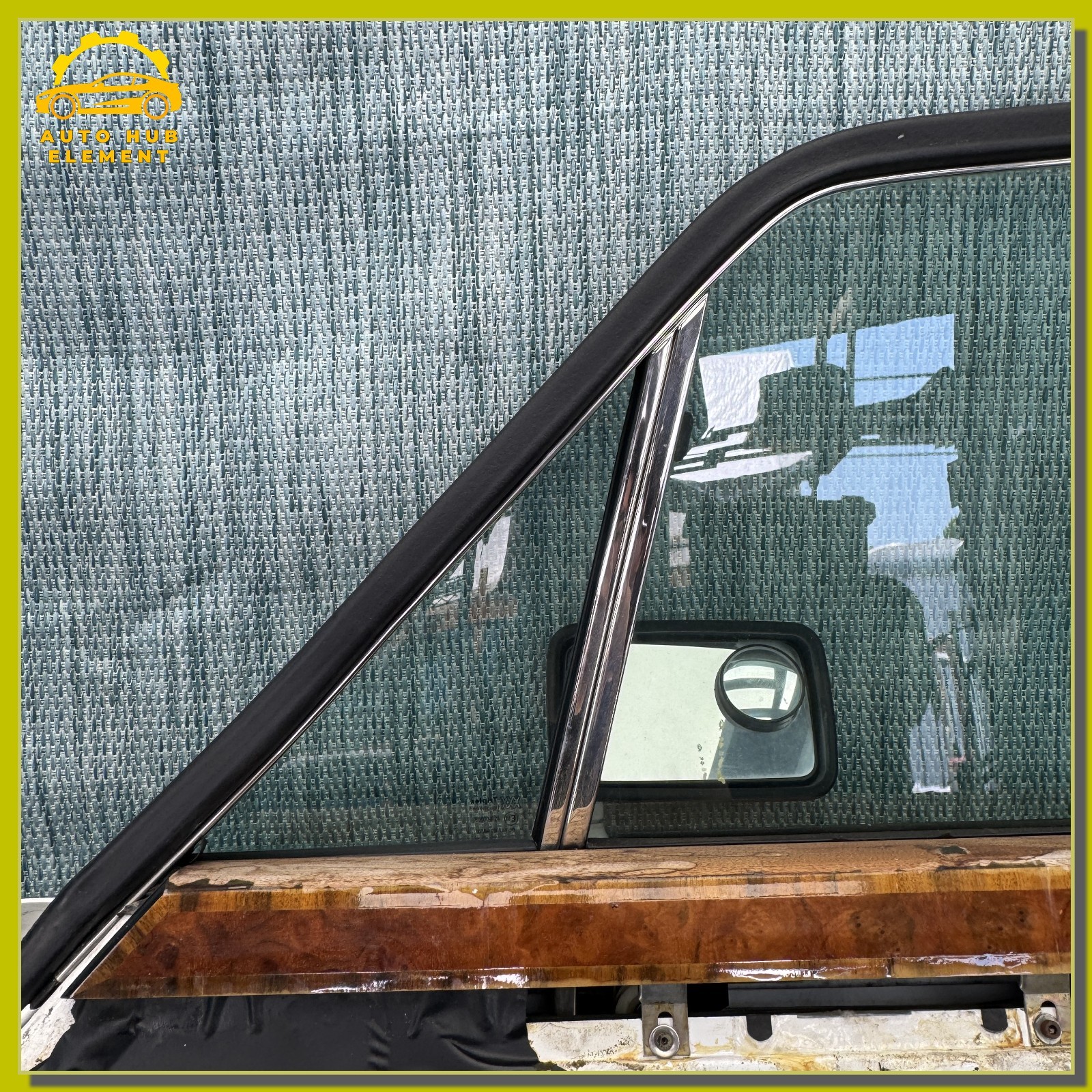 Bentley Brooklands 1992-1998 Front Right Door framework White
