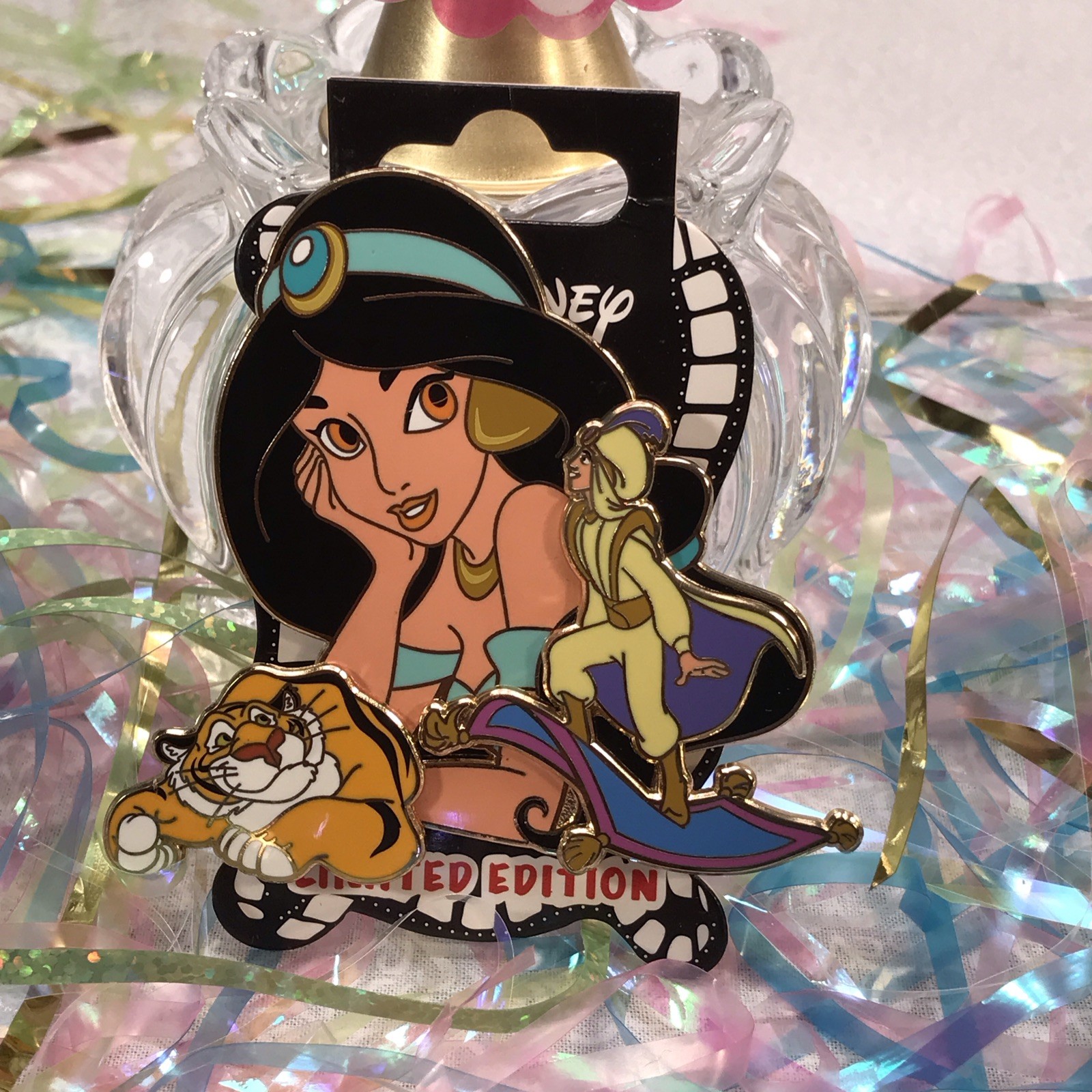 Prendedor JUMBO sorpresa Disney DSSH L edición de SOLO 250 Aladdin & Jasmine & Rajah