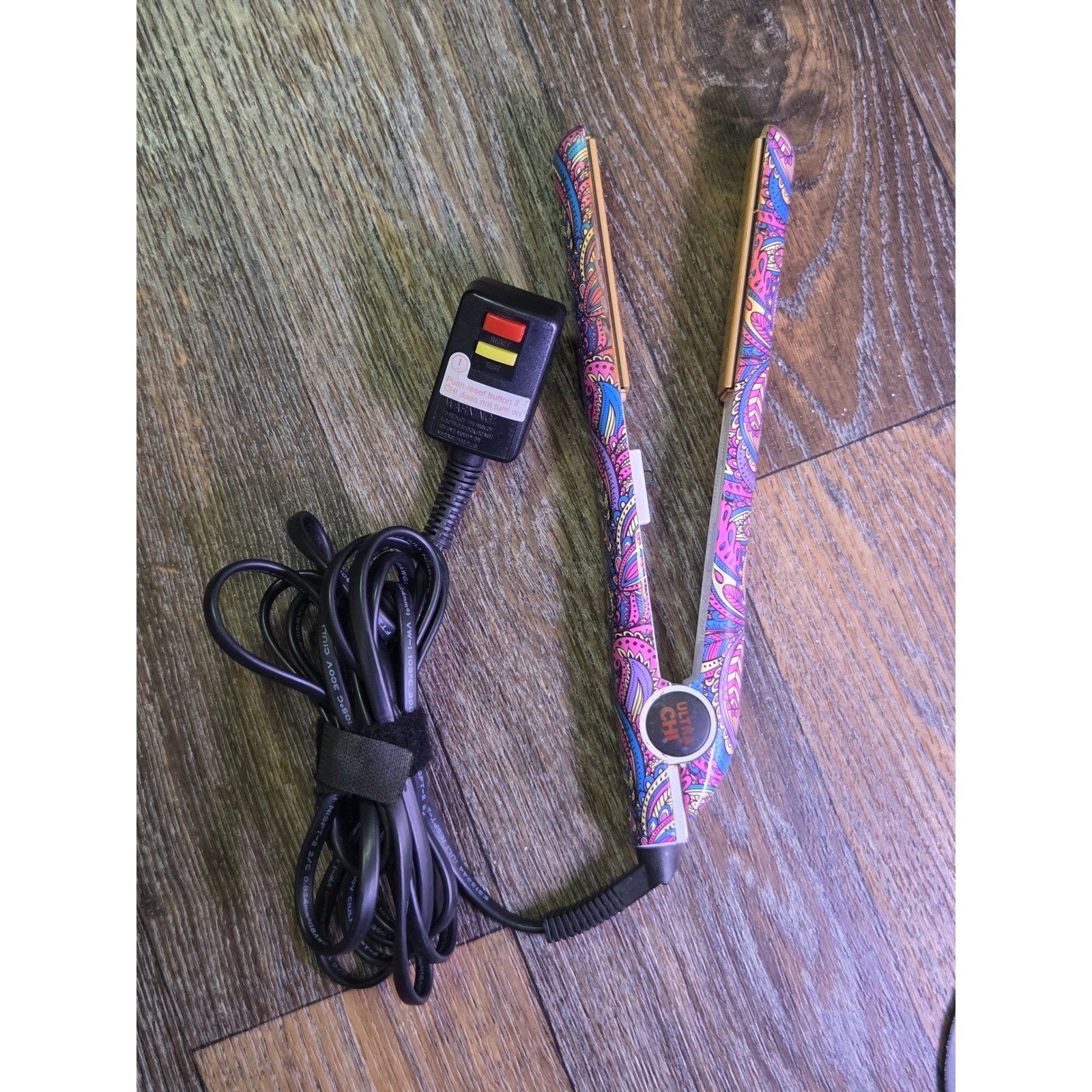 Hair Straightener Pink Blue Paisley 1 Inch Plates