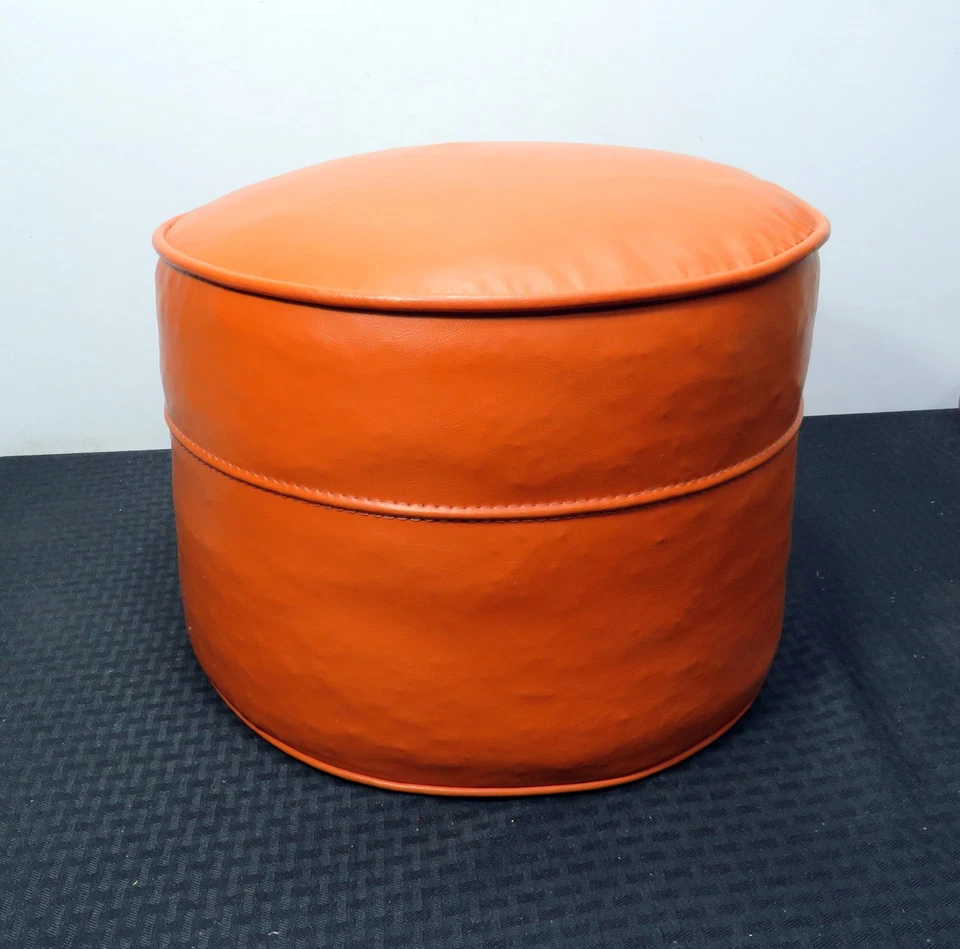 Reposapiés otomano vintage moderno de mediados de siglo naranja quemado redondo de vinilo Foto 4 de 4