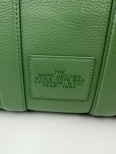 Marc Jacobs Small Aspen Green Leather Tote Bag, New With Tags & Dust bag - Picture 2 of 7
