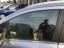 Opel Zafira B Türscheibe vorn links Fahrertür Seitenscheibe Colorglas