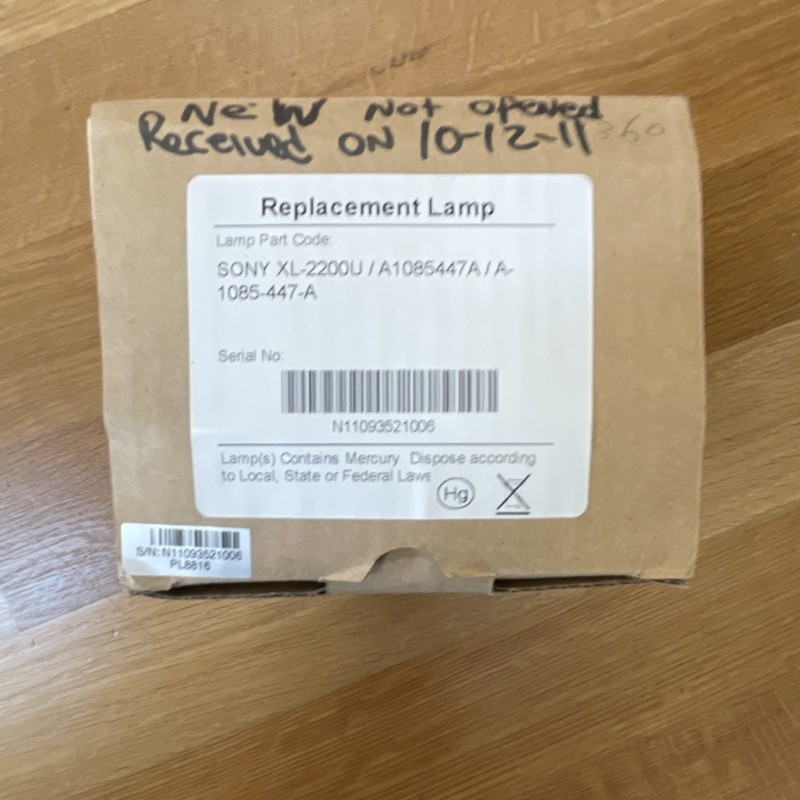 Sony Replacement Lamp XL-2200U A1085447A A-1085-447-A Compatible Models