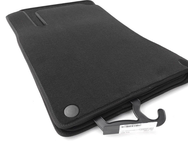 Set 4 Tapis De Sol Pour Mercedes Classe C W203 Forme Origine Velours 750g/m² - Photo 1/1