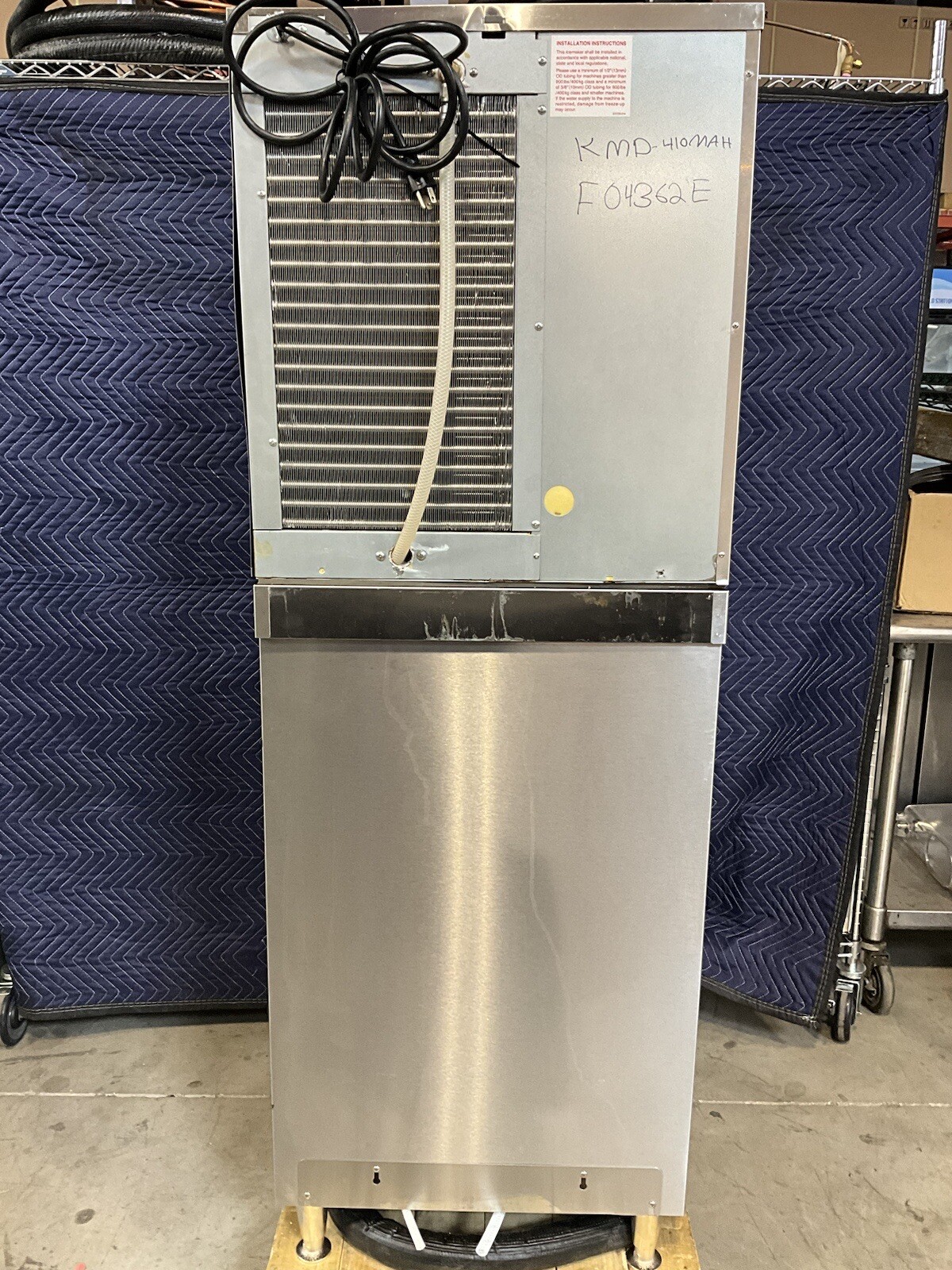 Cornelius 6 soda dispenser with Hoshizaki KMD410MAH 400lb cube ice