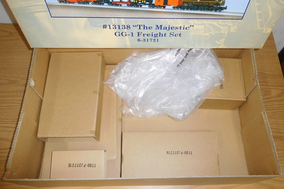 LIONEL 6-31721 MAJESTIC GG-1 #13138 SET BOX ONLY POSTWAR CELEBRATION NO TRAINS - Image 2 of 4