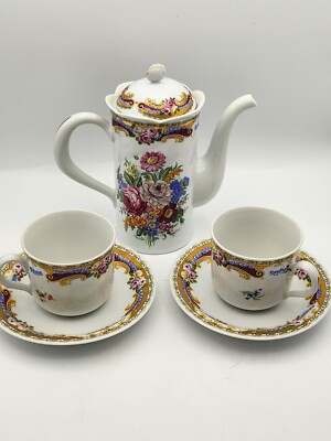 LIMOGES Set Of 3 DEPOS TEAPOT & 2 CUPS & SAUCERS. Mint Condition 