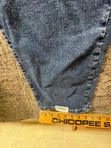 Wrangler Mens Jeans Blue Denim Size 36x29 - Picture 8 of 8