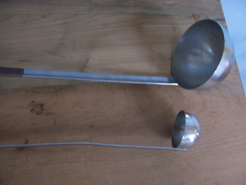 Lotto di 2 mestoli vintage Vollrath 58055, 6 once e 58510, 1 oz venduti in acciaio inossidabile - Foto 4 di 11