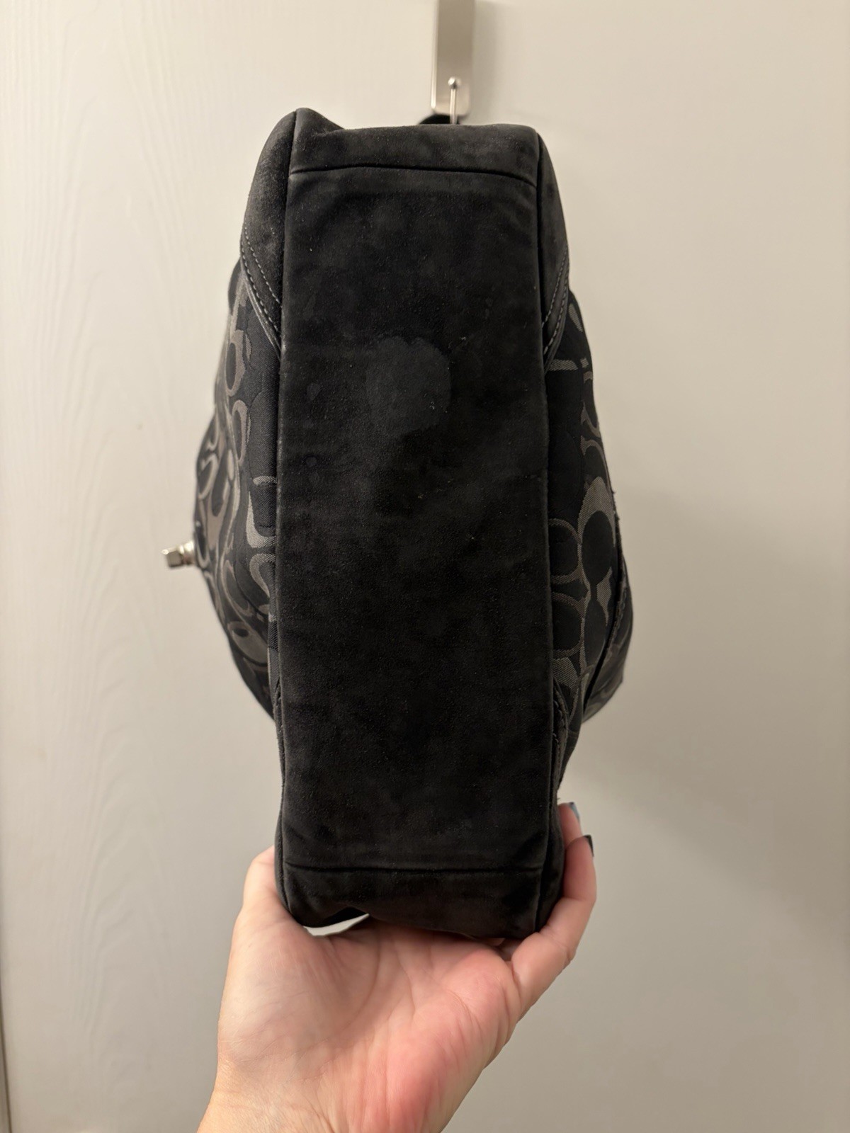 Coach Chelsea Optic Signature Hobo Bag Black Turnloc… - Gem