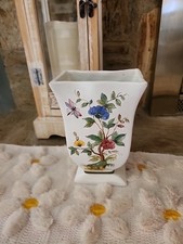 ZACCAGNINI UGO PINTADO A MANO CERMAICO 4 PANELES DIFERENTES DISEÑO FLORERO MOLDE 2138⚘️