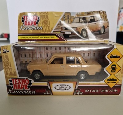 Technopark Lada VIVA / VAZ-2105 Schiguli Modellauto 1:43 NEU OVP UdSSR Klassiker