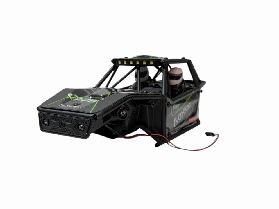 New Axial Utb18 Capra AXI01002T1 Body Cage Complete With Lights Green Edition - Image 3 of 4