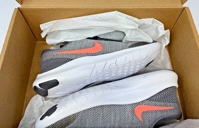 Nike Flex Experience RN Shoes Womens Size 8 Gray Coral Running Gym 908996-004