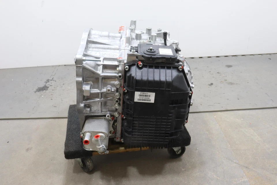 2022 VOLVO XC60 AUTOMATIC TRANSMISSION ASSEMBLY OEM 32240939 - Image 2 of 4