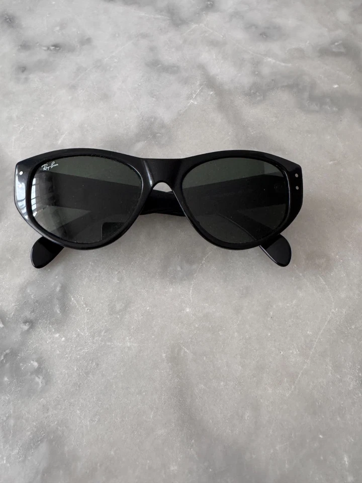 Lunettes De Soleil Vintage Ray Ban RB 4152 601 Noir Argent Ovales - Photo 1/4