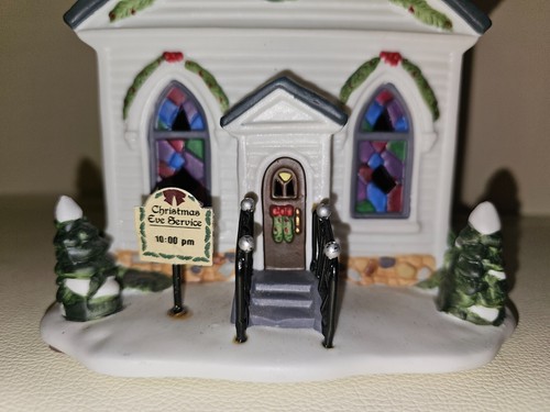 Vintage St. Nicholas Square Wedding Chapel at Christmas 2001 - Picture 2 of 6