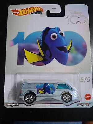 Carrinho Hot Wheels 1:64 Dory 2023 Disney 100 Anos