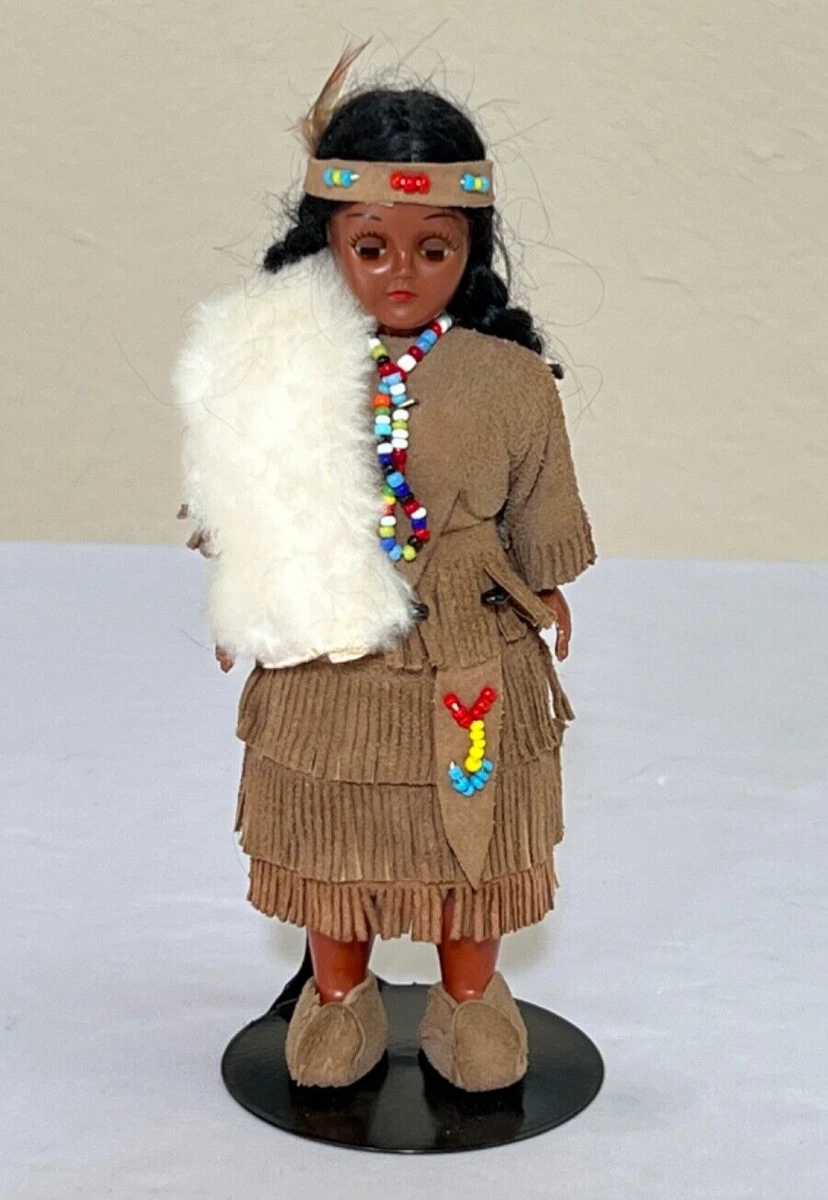 Vintage Carlson Native American Indian Doll With Papoose
