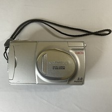 Olympus Camedia D 550 Zoom 3.0MP Digital Camera For Parts Corroded Battery Port