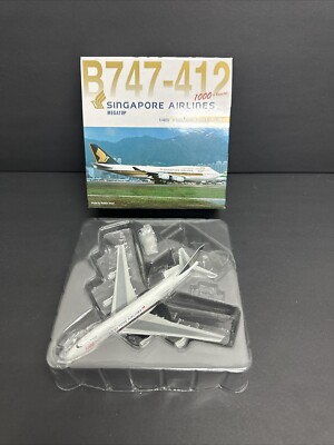 SINGAPORE AIRLINES　B747-412 1000機目の747 s-l400.jpg