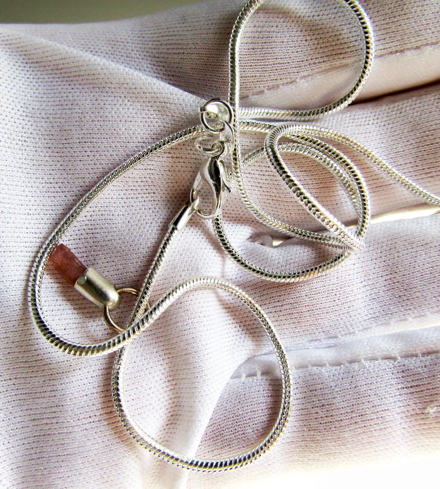 ciondolo argento con vetro di roselite (tormalina rosa) catena bagno argento - Immagine 2 di 3