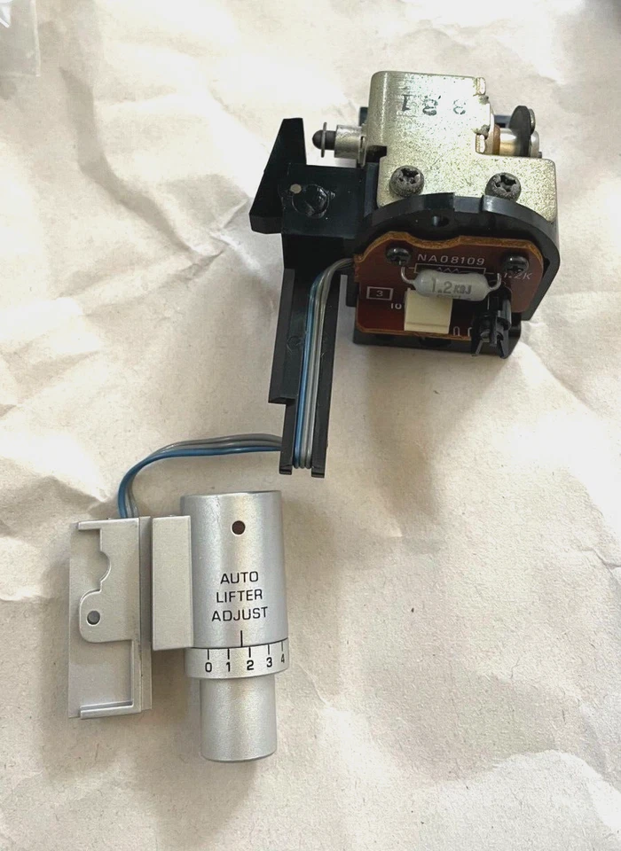 Elevador automático Yamaha Yal-1 para Yamaha GT-750/GT1000/GT-2000/GT-2000L/GT-2000X Foto 2 de 4