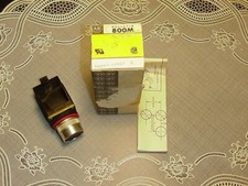 Allen Bradley 800MR-A2D1R Push Button Switch Black Ser C NEW IN BOX 