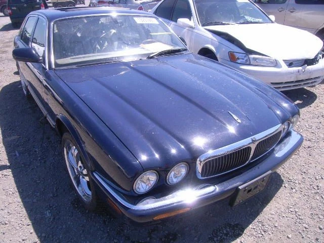 01 JAGUAR XJ8 CROSSMEMBER TRANS 8522 Foto 3 de 3