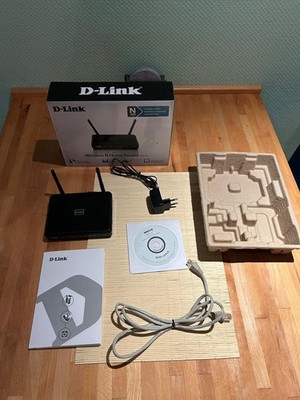 D-Link DIR-615 Wireless N Router 300 Mbps 4-Port 10/100 Netzwerk + PSU & ANTENNA