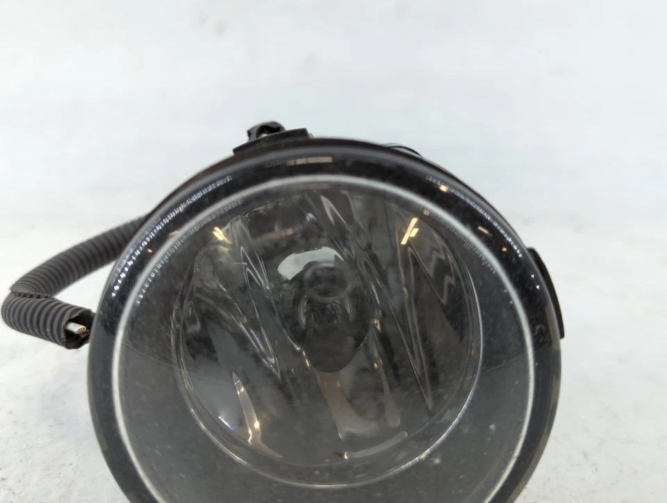 Luz delantera derecha Nissan Rogue 2011-2015 pasajero OEM L1NJT Foto 2 de 4