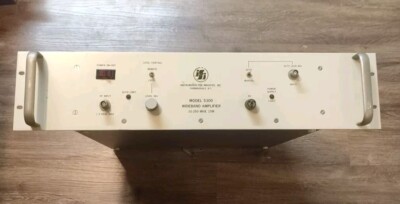 IFI M5300 Amplifier, 1 kHz to 250 MHz
