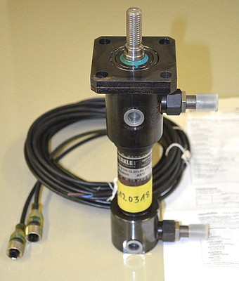 AHP Merkle HZN-250.25/16/100.02.201 B0.N10 Hydraulikzylinder Näherungsschalter