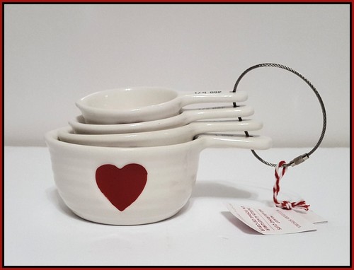 NEW RARE Williams Sonoma 8 Piece Heart Measuring Cup & Spoon Set Valentine's Day - Picture 4 of 6