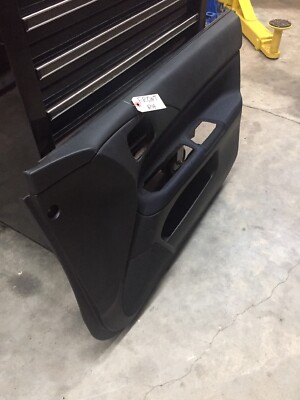 02 03 04 05 06 MITSUBISHI LANCER OZ RALLY FRONT RIGHT DOOR PANEL