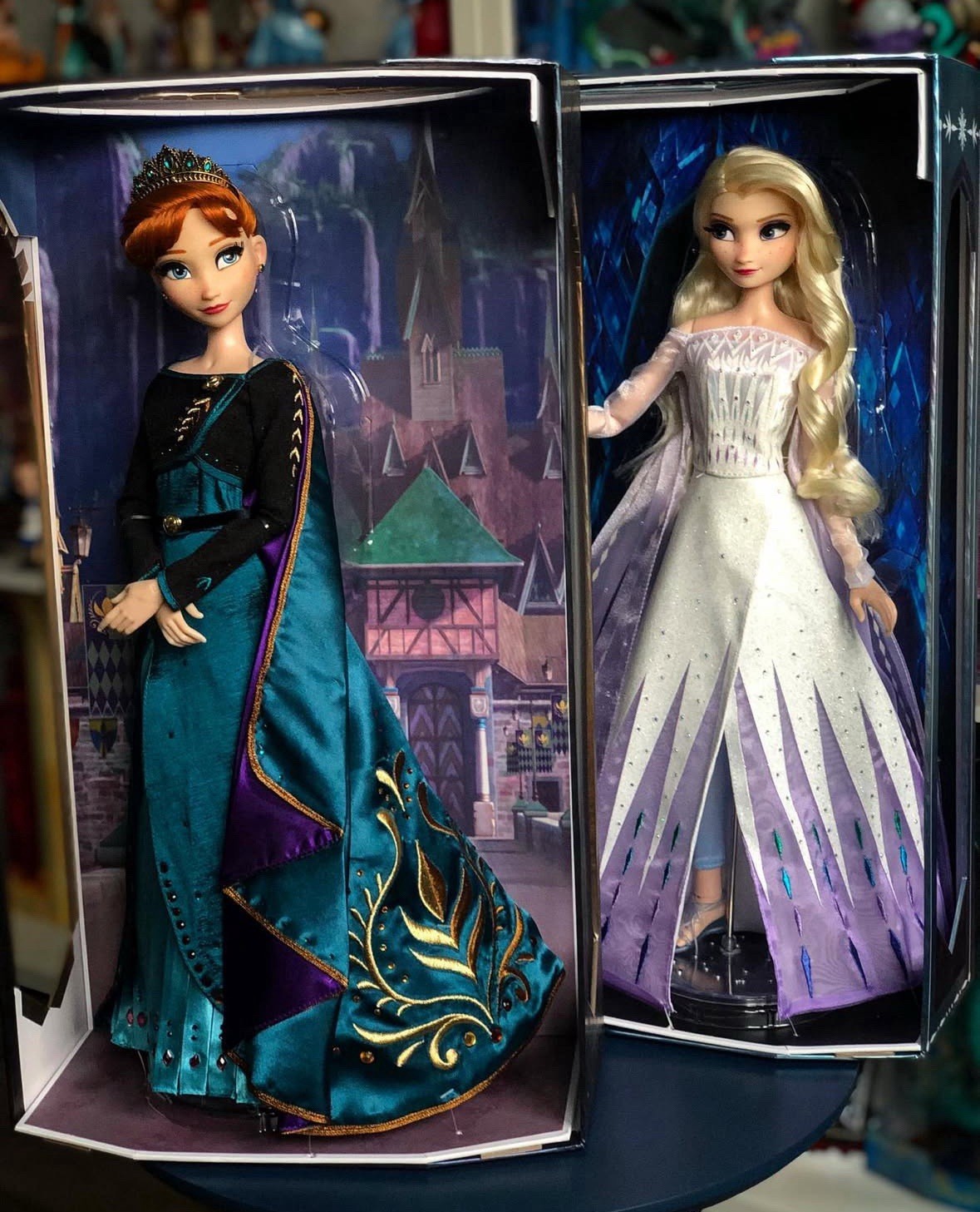 Muñeca Disney Frozen 2 Anna Queen Edición Limitada Nueva EMBALAJE ORIGINAL Disney Store Exclusive