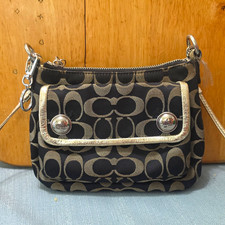 Coach Signature C Logo Small Crossbody Bag Zip Detachable Strap Purple Lined