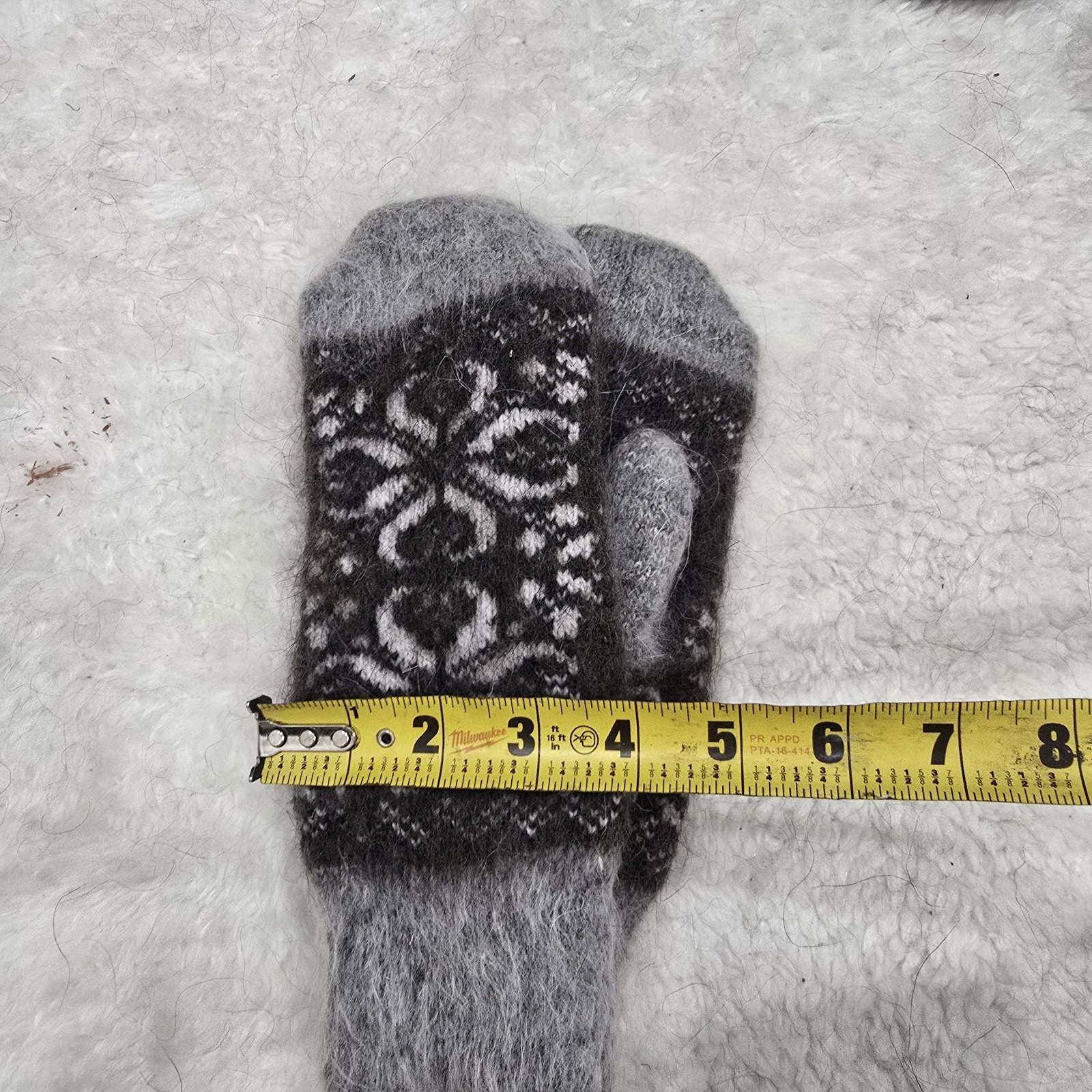 Handmade Goat Down Mittens Grey Brown Flower Pattern Winter Warm Hand Knitted image 7