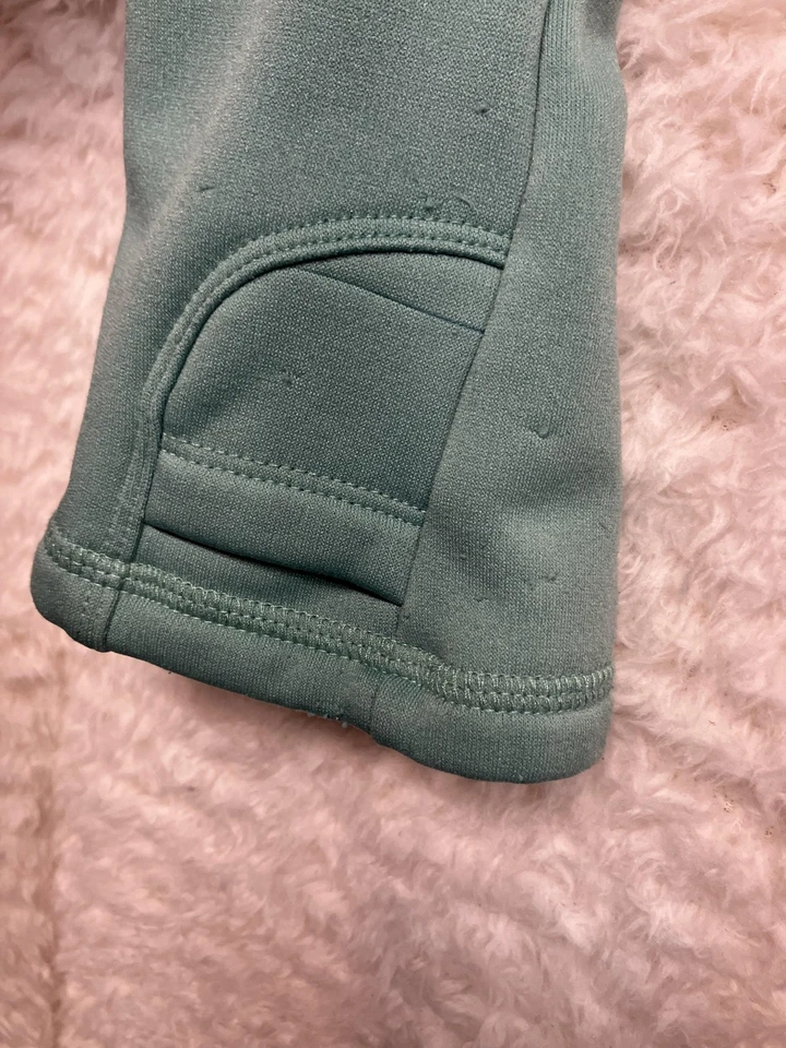 Куртка женская Tek Gear 14 Plus с капюшоном на молнии стеганая флисовая с подкладкой отверстия для пальцев - Изображение 2 из 4