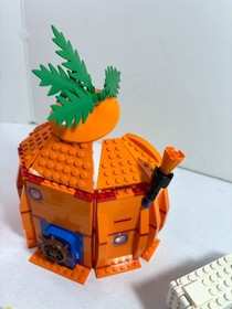 LEGO SpongeBob: Good Neighbors at Bikini Bottom 3834 (2009) see description