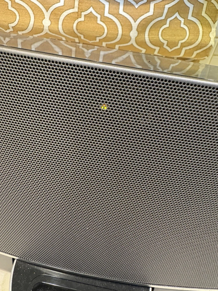 Sistema de música digital portátil Bose SoundDock N123 con estuche de transporte Foto 4 de 4