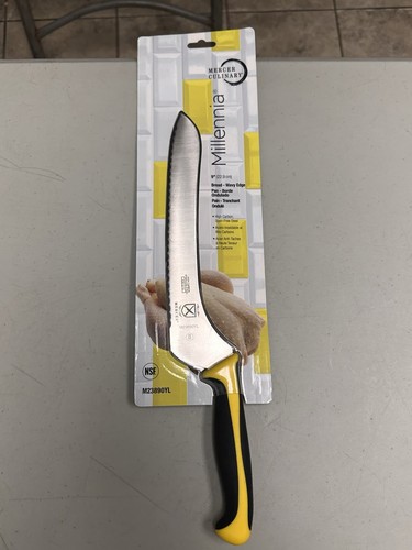 Cuchillo para pan/sándwich dentado desplazado Mercer Culinary Millennia 9" mango amarillo - Imagen 7 de 14