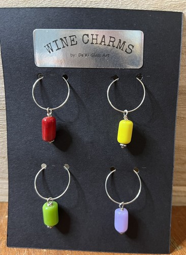 Set of 4 Handmade Wine Glass Charms by De'Ki Barrel Shape - Afbeelding 1 van 8