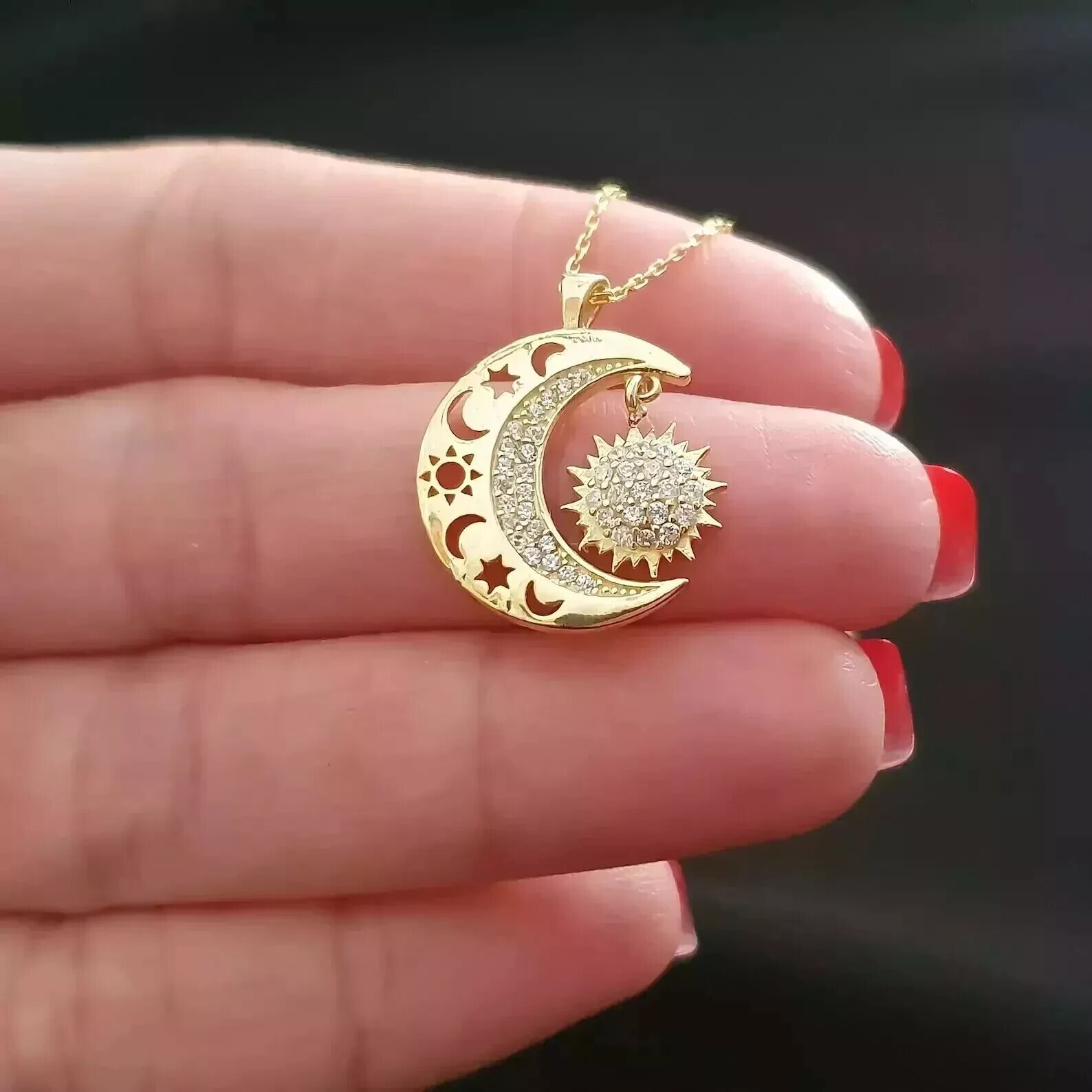 Round Cut Simulated Diamond Moon/Sun Pendant Chain In 14k Yellow Gold Plated
