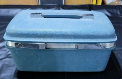 Tupperware Travel Bag Consultant Award Blue Teal Pink Retro  display picture 3