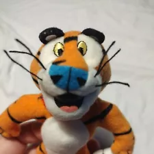 Kellogg’s 2002 Tony The Tiger Frosted Flakes 🐯 H.E.B. soccer promo 6” Plush toy